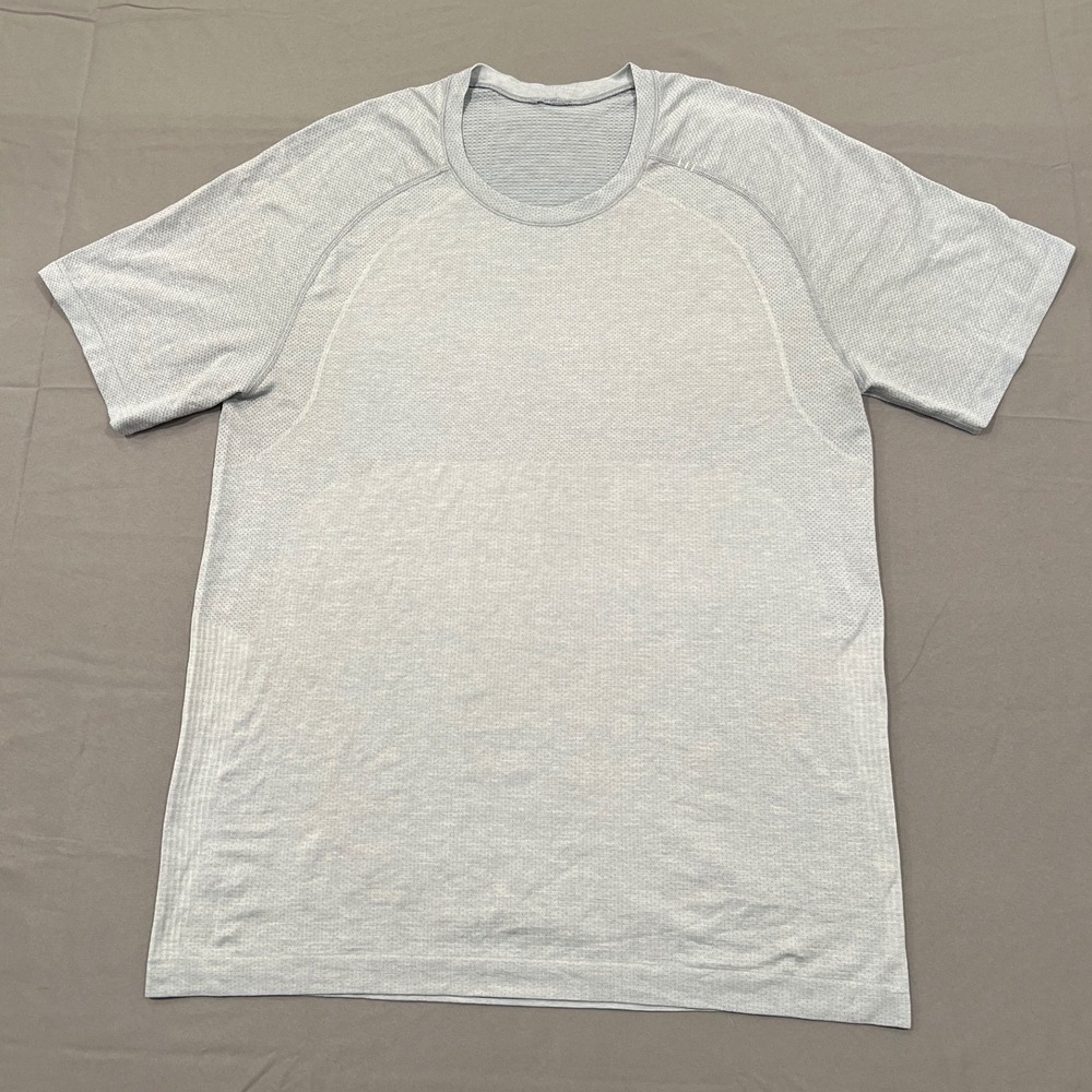Lululemon Metal Vent Tech Short Sleeve Shirt Mens Blue Grey Size L Workout Tee